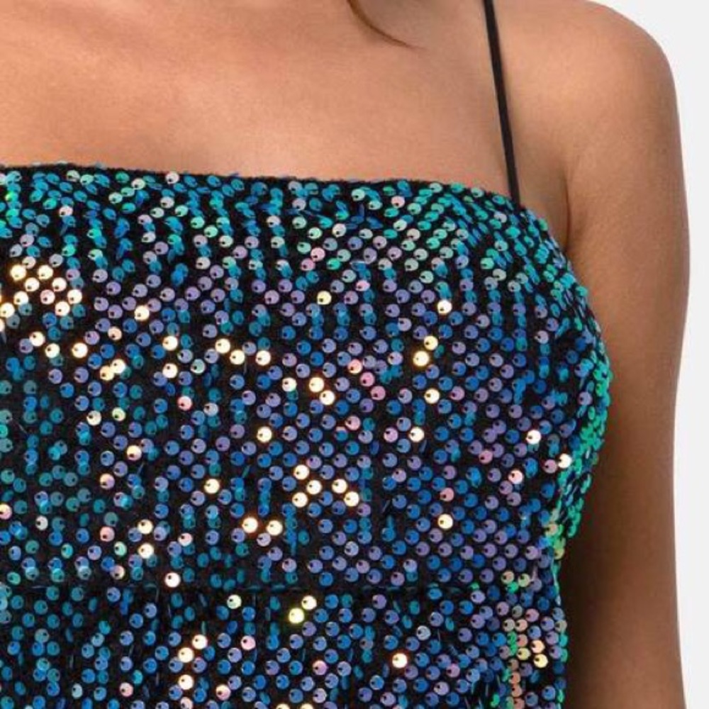 ✨24 HOUR SALE✨ Champagne Campaign Sequin Mini Dress - Picture 4 of 8